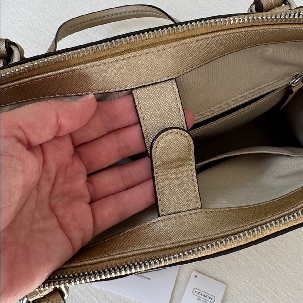 Vintage Y2K Coach Metallic Gold Saffiano Leather Tote Work Office - Picture 12 of 13